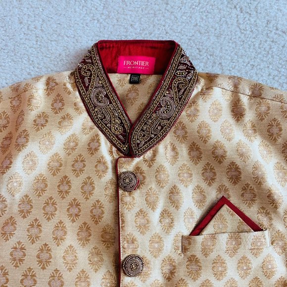 Men's Sherwani - Indian Wedding Suit - Kurta Pajama for Grom - Picture 3 of 11